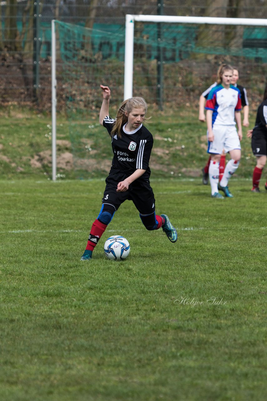 Bild 81 - wBJ SV Henstedt Ulzburg - TSV Schnberg : Ergebnis: 5:2